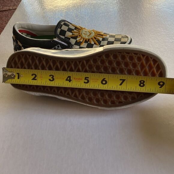 VANS Women’s Skateistan Skateboarding Sneakers Size 5 - Picture 8 of 11